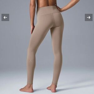 ALO YOGA HIGH-WAIST AIRLIFT LEGGINGS XS